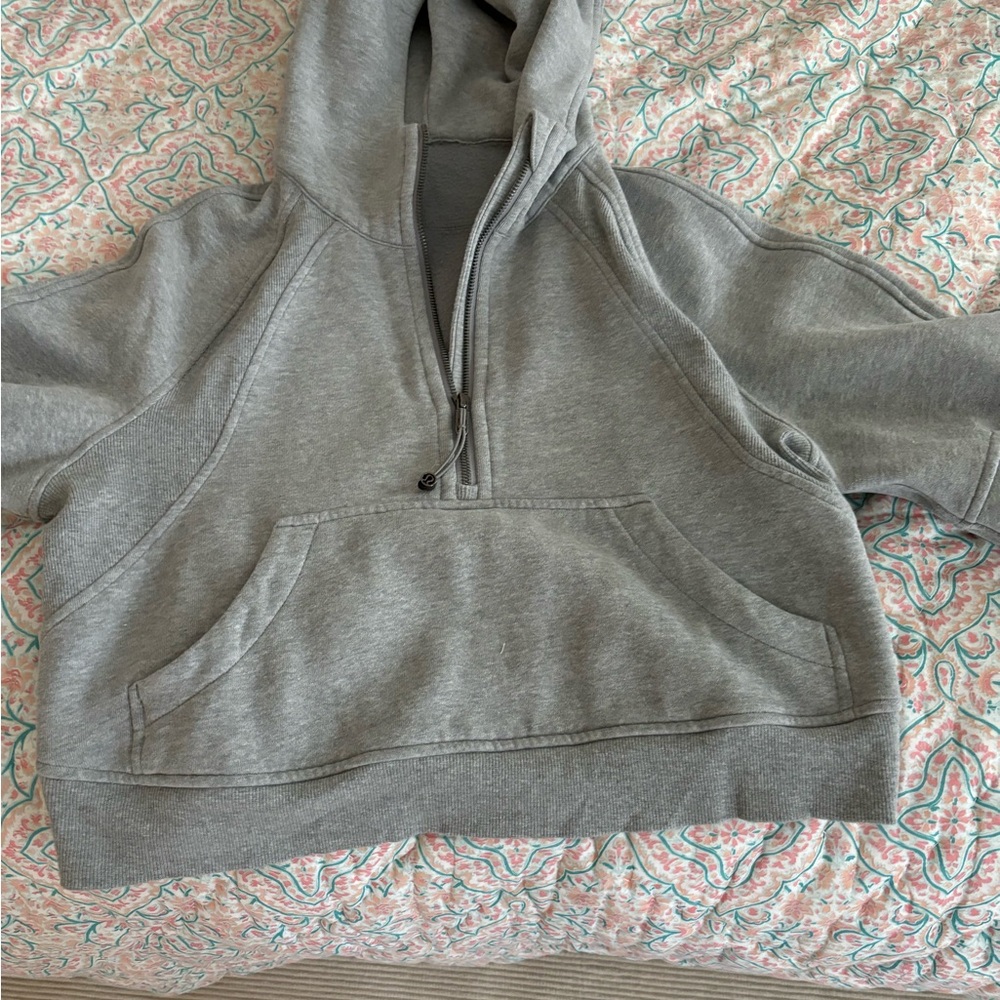 Scuba oversized half zip hoodie - LULULEmon
Size xs/s